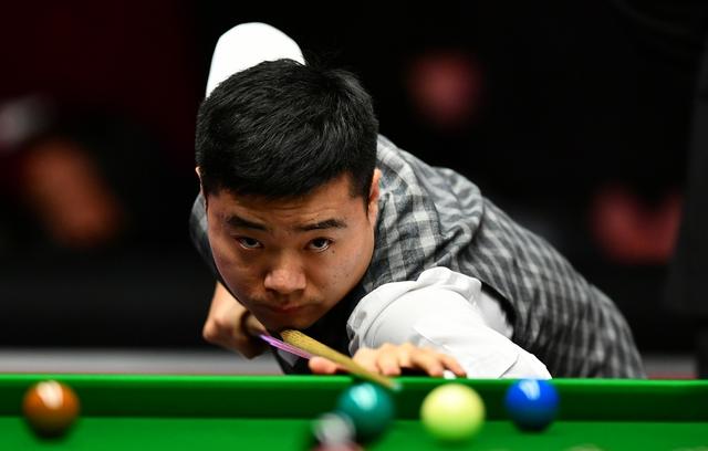 挑战与风险 挑战与风险